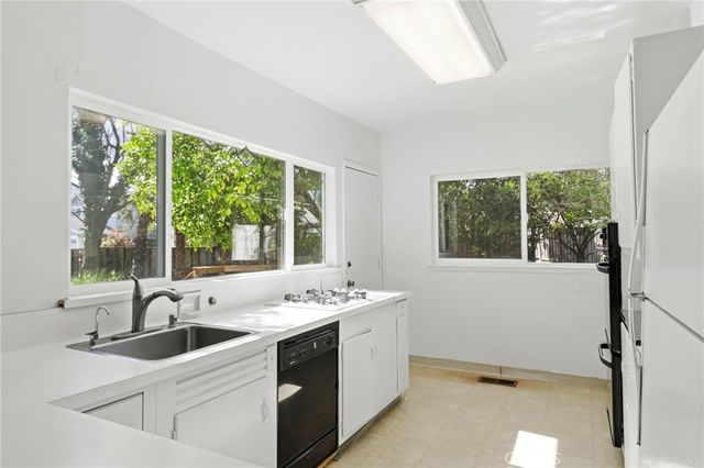 1500 W San Tomas Aquino Road, Campbell, CA 95008
