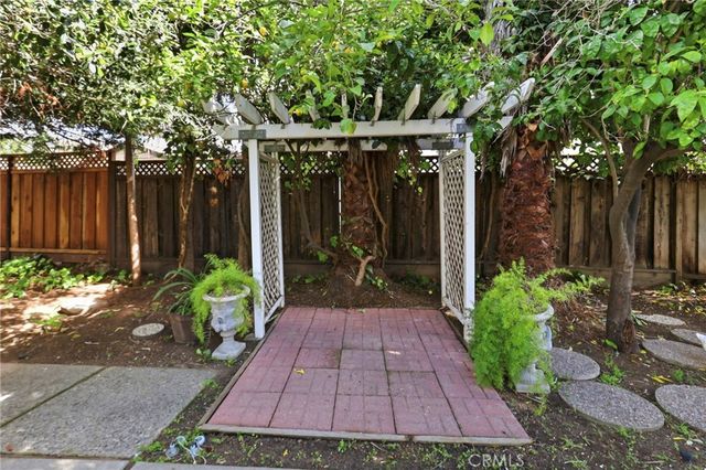 1500 W San Tomas Aquino Road, Campbell, CA 95008