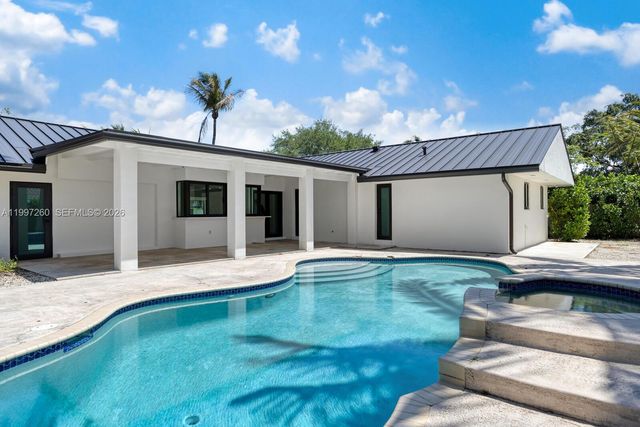 7864 SW 179th Ter, Palmetto Bay, FL 33157