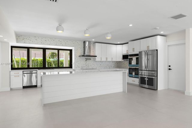 7864 SW 179th Ter, Palmetto Bay, FL 33157