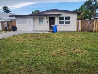 2217 20TH AVENUE W, Bradenton, FL 34205