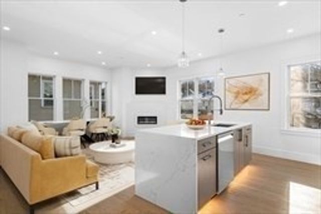 143 Tremont St 2, Boston, MA 02135