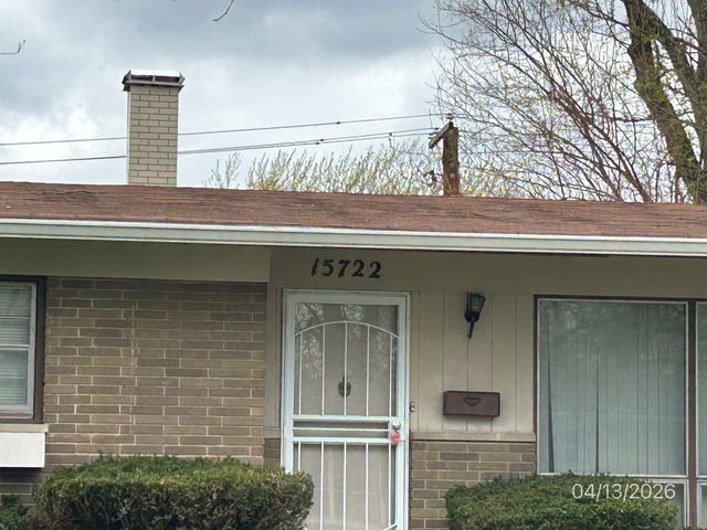 15722 Woodlawn East Avenue, South Holland, IL 60473