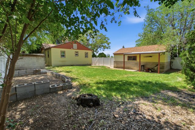 94 W 2000 N, Sunset, UT 84015