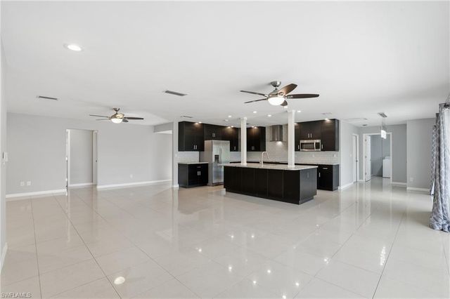 8967 Ellington ST, Fort Myers, FL 33907