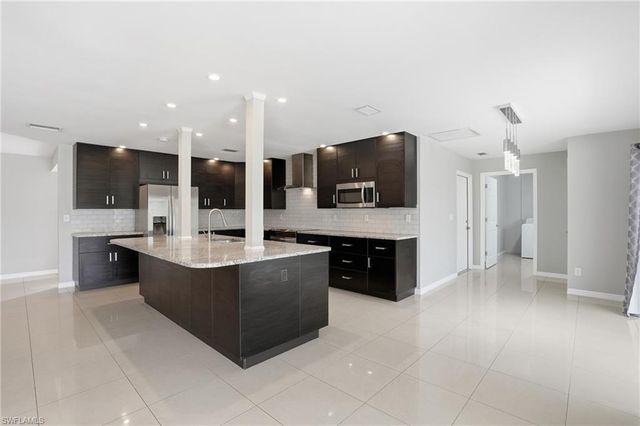 8967 Ellington ST, Fort Myers, FL 33907