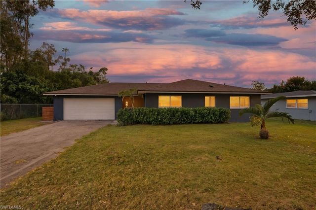 8967 Ellington ST, Fort Myers, FL 33907