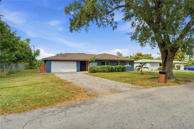 8967 Ellington ST, Fort Myers, FL 33907