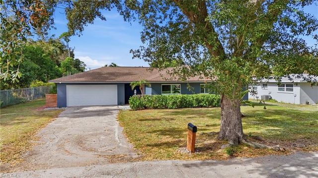 8967 Ellington ST, Fort Myers, FL 33907