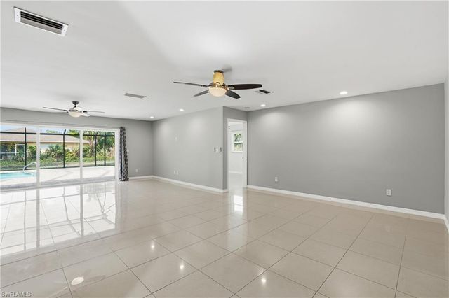 8967 Ellington ST, Fort Myers, FL 33907