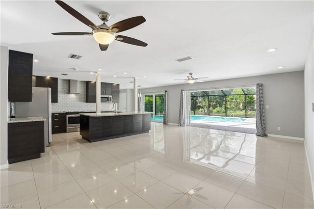 8967 Ellington ST, Fort Myers, FL 33907