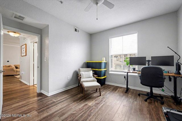 8539 GATE Parkway W 121, Jacksonville, FL 32216