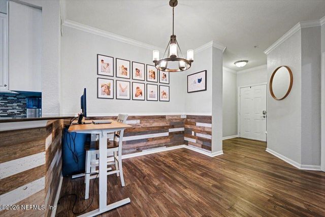 8539 GATE Parkway W 121, Jacksonville, FL 32216