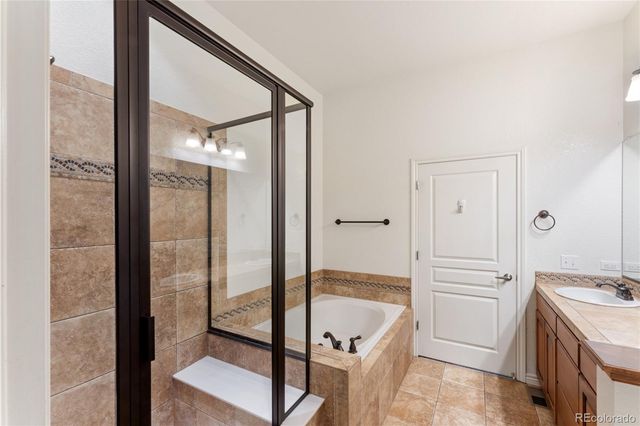 3751 W 136th Avenue J3, Broomfield, CO 80023