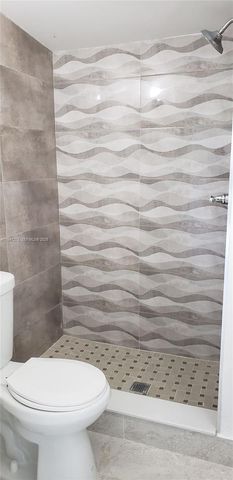 9285 SW 37th St 0, Miami, FL 33165