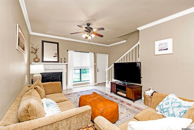 4188 Jefferson Woods Dr, Baton Rouge, LA 70809