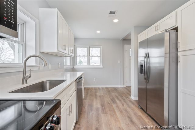 1414 Greenwood Road, Sellersburg, IN 47172