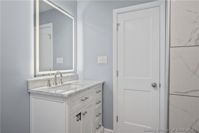 1414 Greenwood Road, Sellersburg, IN 47172