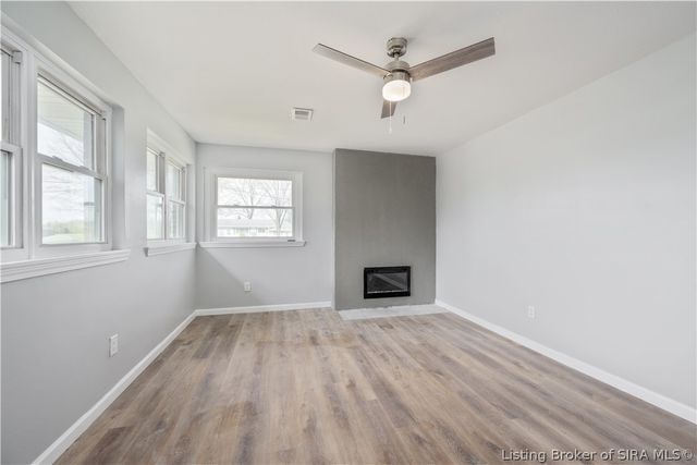 1414 Greenwood Road, Sellersburg, IN 47172