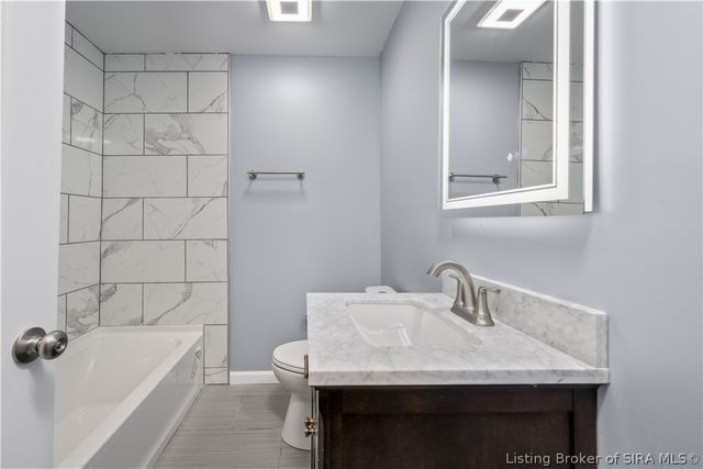 1414 Greenwood Road, Sellersburg, IN 47172