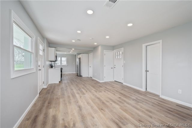 1414 Greenwood Road, Sellersburg, IN 47172