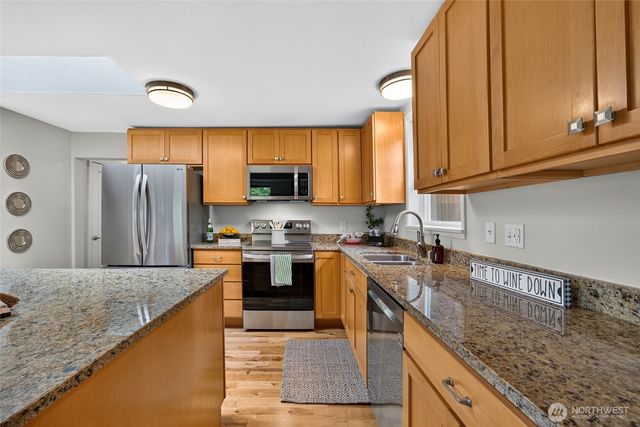18043 Ashworth Avenue N, Shoreline, WA 98133