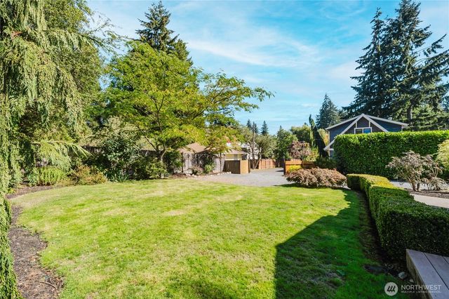 18043 Ashworth Avenue N, Shoreline, WA 98133