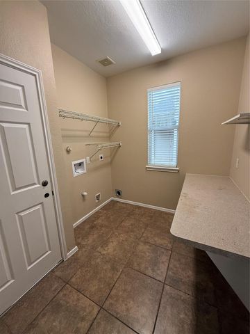 3019 Edgewick Elm Street, Fresno, TX 77545