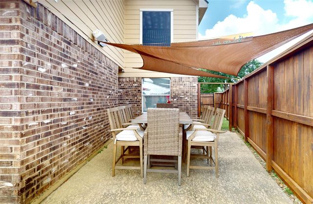 2518 Augusta Drive, Deer Park, TX 77536