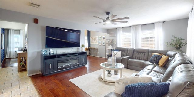 2518 Augusta Drive, Deer Park, TX 77536