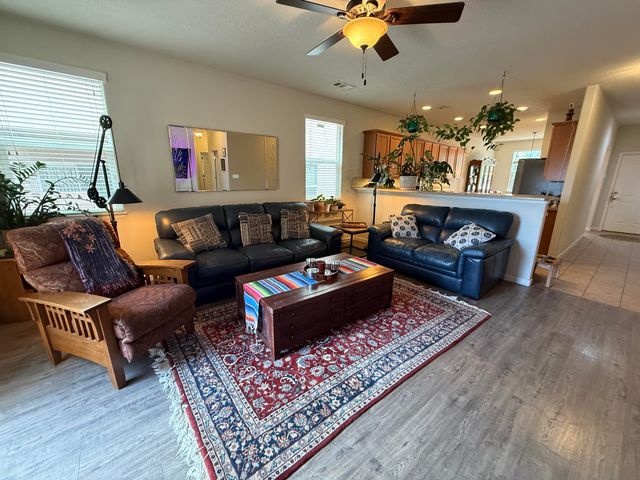 4025 Loma Alta Avenue NE, Rio Rancho, NM 87124