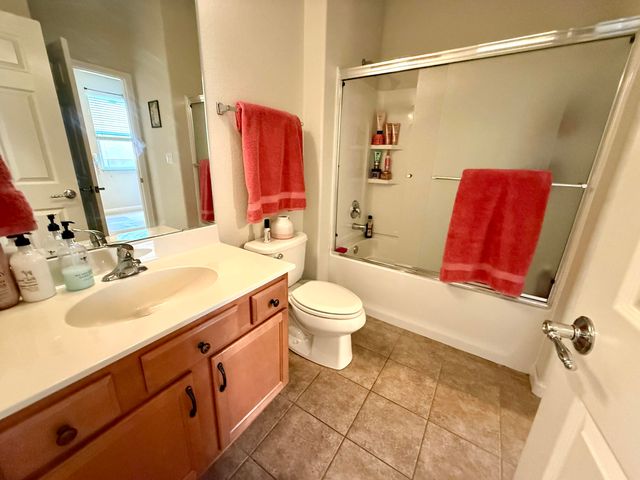 4025 Loma Alta Avenue NE, Rio Rancho, NM 87124