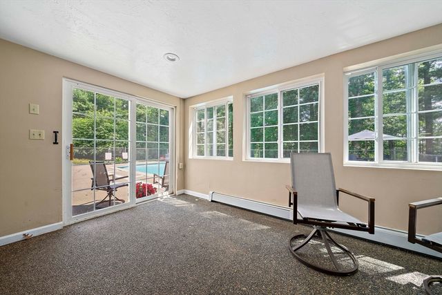 89 Sunset Way, Pembroke, MA 02359