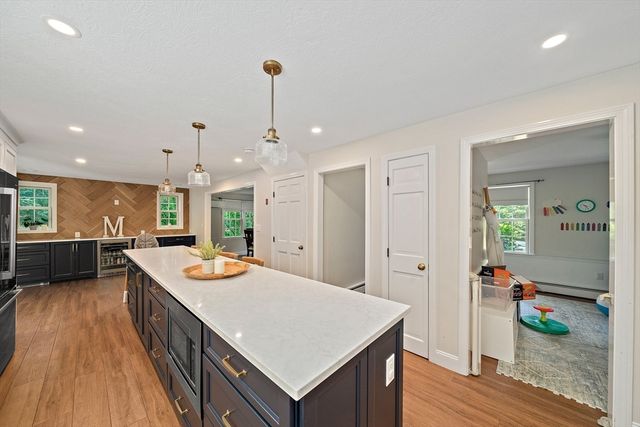 89 Sunset Way, Pembroke, MA 02359