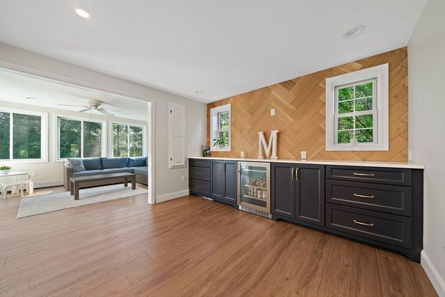 89 Sunset Way, Pembroke, MA 02359