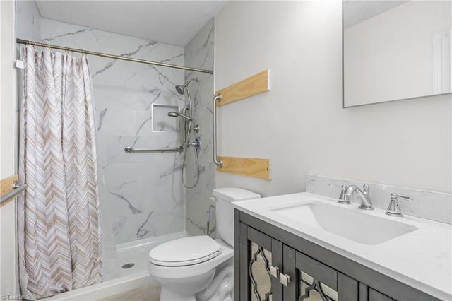 5195 Pine Hall Road, Walnut Cove, NC 27052