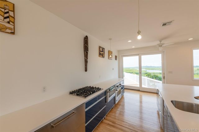 30 Captree Island, Babylon, NY 11702