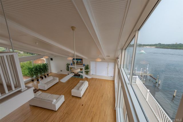 30 Captree Island, Babylon, NY 11702