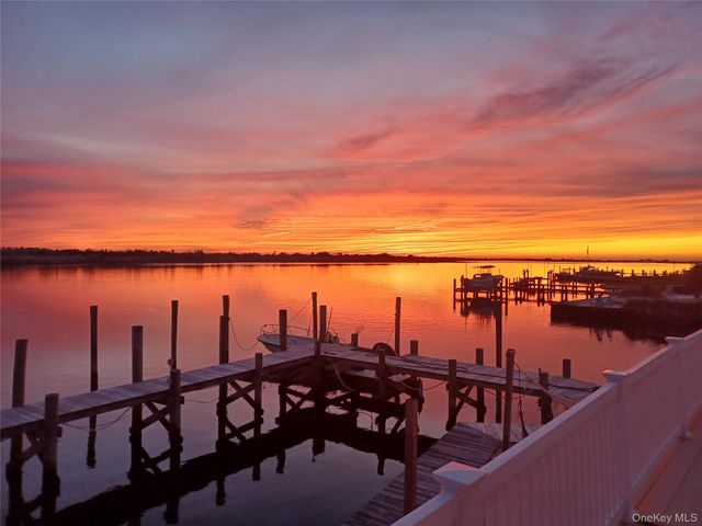 30 Captree Island, Babylon, NY 11702