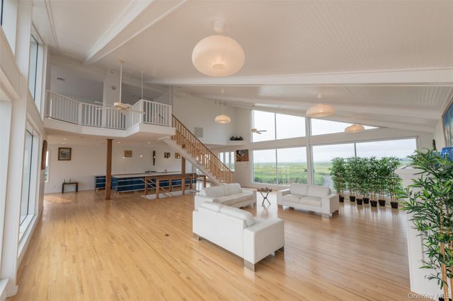 30 Captree Island, Babylon, NY 11702