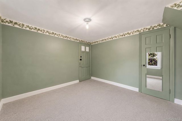 91 E Milton Street, Freeport, NY 11520