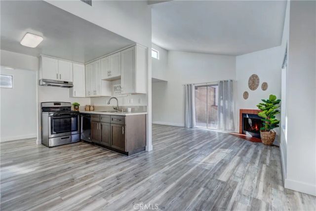 1814 N Vineyard G, Ontario, CA 91764