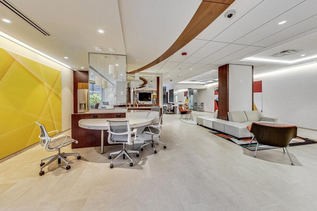 400 E RANDOLPH Street 3722, Chicago, IL 60601