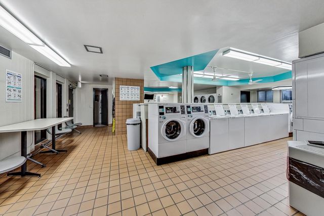 400 E RANDOLPH Street 3722, Chicago, IL 60601