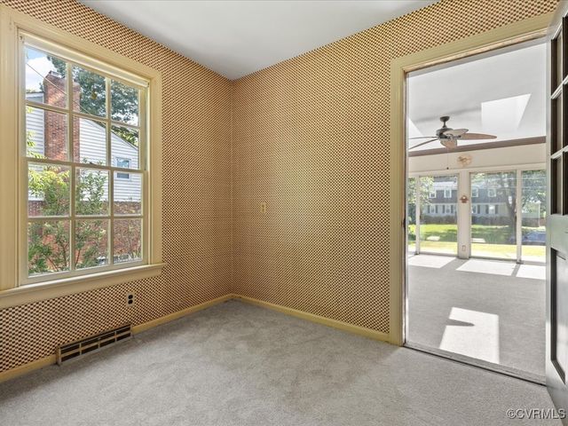 2340 Scarsborough Dr, North Chesterfield, VA 23235