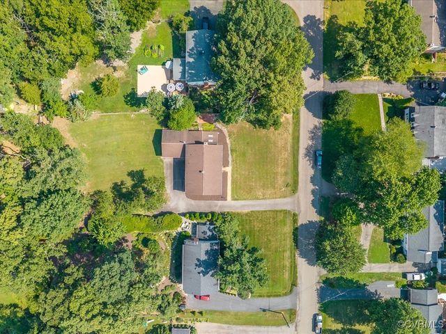 2340 Scarsborough Dr, North Chesterfield, VA 23235