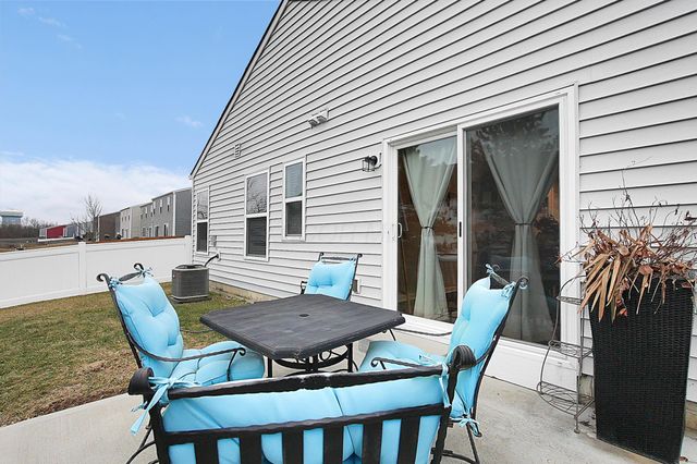 3751 Sugarbark Drive, Canal Winchester, OH 43110