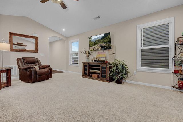 3751 Sugarbark Drive, Canal Winchester, OH 43110