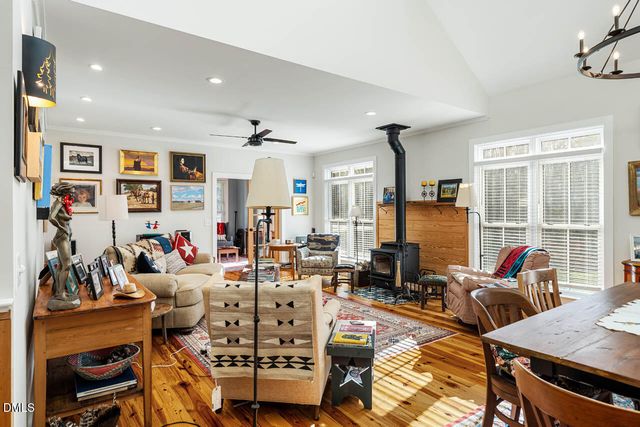 3833 Blakely Way, Efland, NC 27243