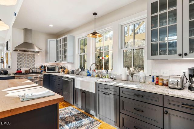 3833 Blakely Way, Efland, NC 27243